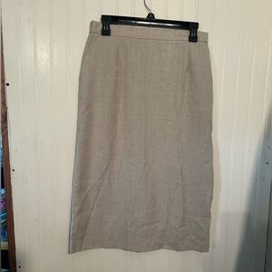 Elegant Vintage Tan Pencil Skirt With Back Slit and Pockets